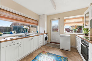 Photo 21- click for photo gallery